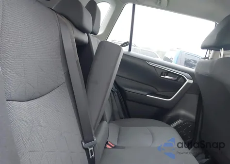 2025 Toyota Rav4 Xle z USA, uszkodzony, nr VIN 2T3W1RFV0SC314987